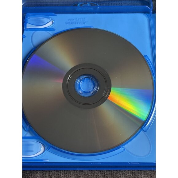 Marrowbone - (Blu-ray/DVD) George MacKay, Anya Taylor-Joy, Charlie Heaton - Picture 4 of 6